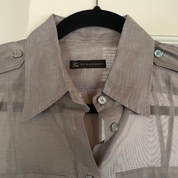 BURBERRY Grey Silk Blouse Shirt :: Size 40 - Picture 1 of 9